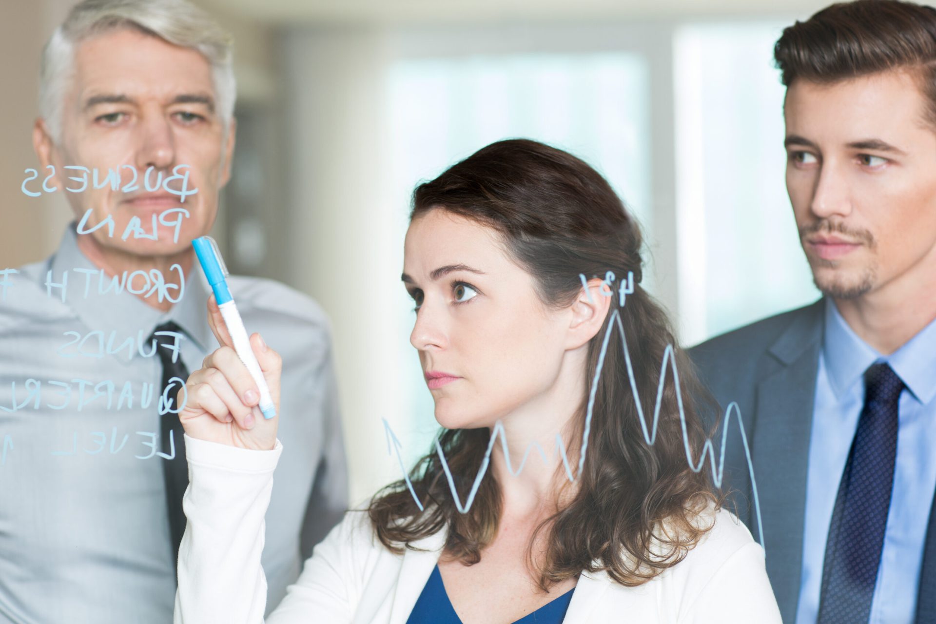 Emerging future trends in design experimentation tools for HR platforms.